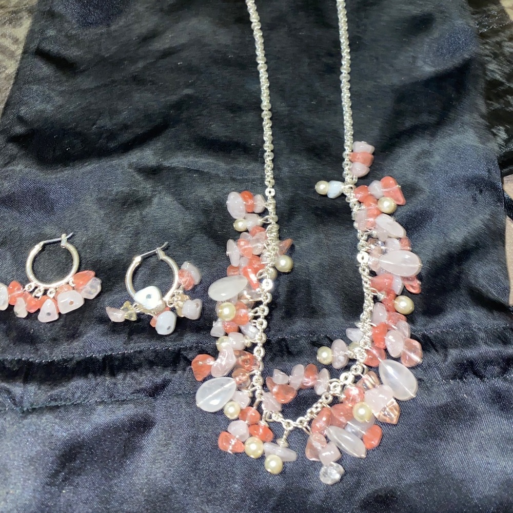 BUNDLE OF JEWELRY - Picture 12 of 12
